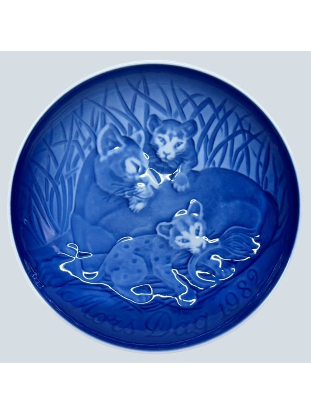 Bing & Grondahl 1982 Mors Mother's Day Lioness with Cubs Collector Plate 9382